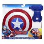 HASBRO B9944 AVENGERS CAPITAN AMERICA MAGNETIC SHIELD AND GAUNTLET