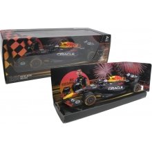 BURAGO 28027 1:24 RED BULL PEREZ RB19 2023 CON PILOTO INCLUIDO F1