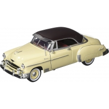 MOTORMAX 73268 1:24 CHEVY BEL AIR 1950 AIR YELLOW OR LIGHT EMERALD GREEN